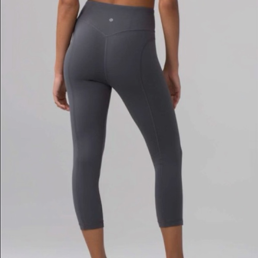 Lululemon Pushing Limits Crop!
